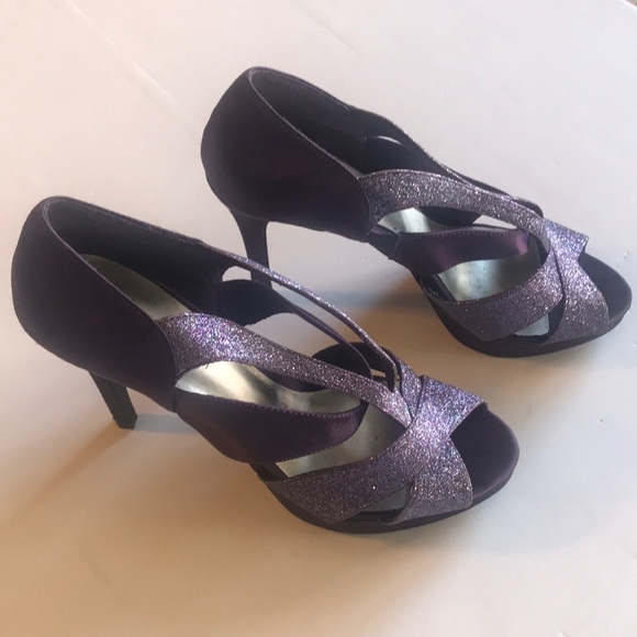 FIONI NIGHT Heels - Picture 2 of 5